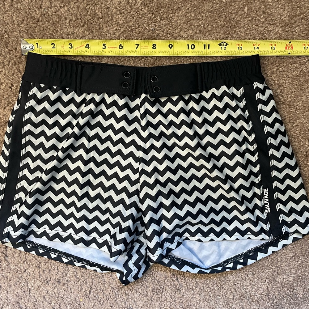 Women’s Black and grey chevron swim shorts medium sauvage California